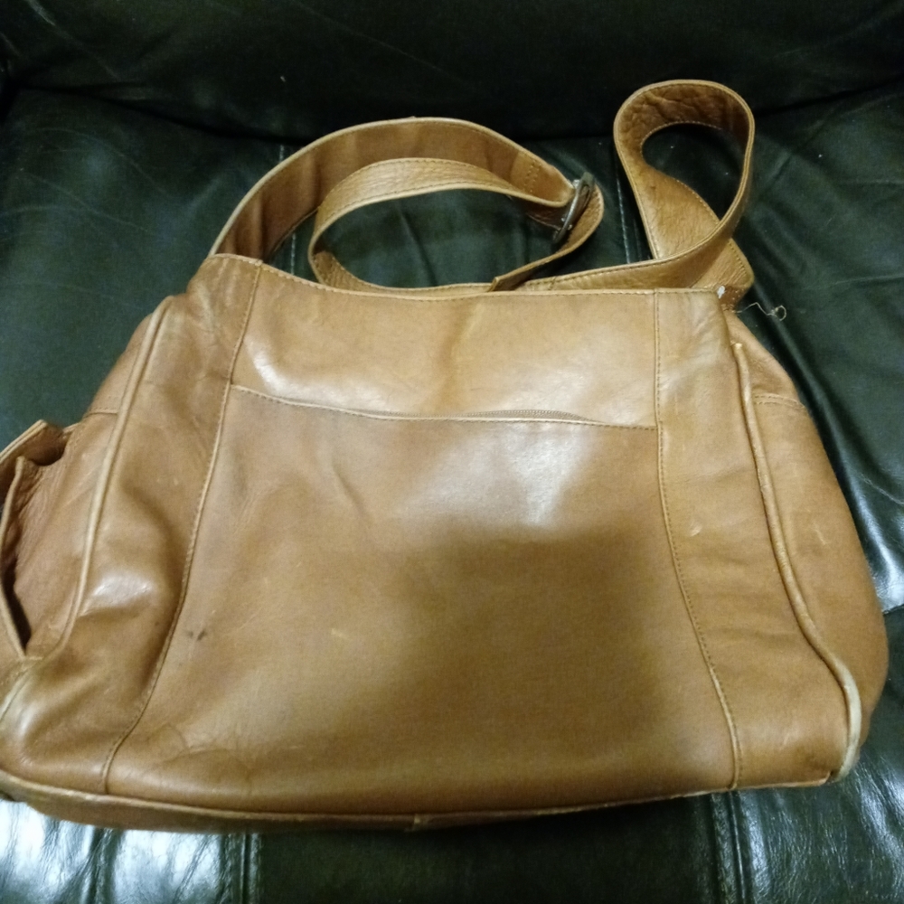 Lavive handbag